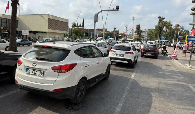 Araç sahiplerinin uzun süren derdi bitiyor: O kural sonunda değişiyor