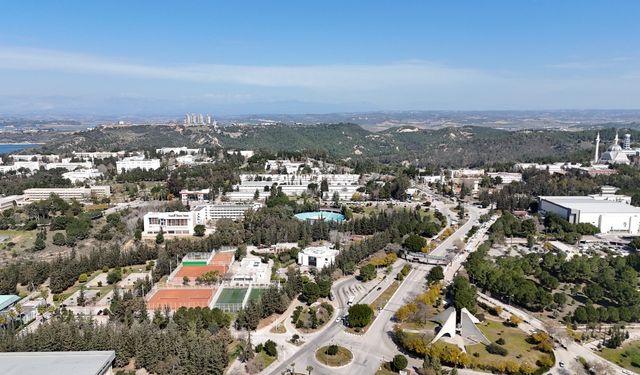 Çukurova Üniversitesi’nden tarihi zirve: YÖKAK’tan tam akreditasyon belgesi