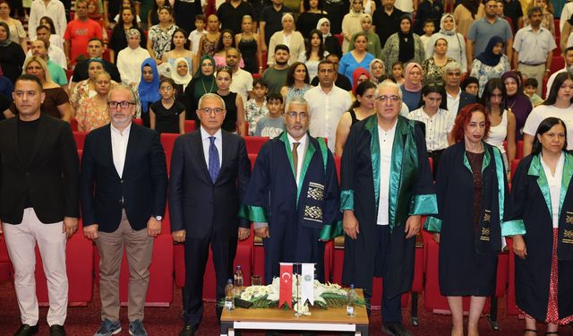 Sağlık ordusuna 407 yeni nefer: Abdi Sütcü MYO’da mezuniyet coşkusu