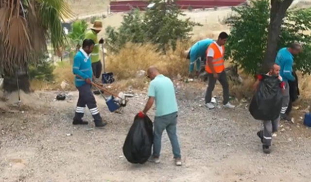 Adana Büyükşehir’den örnek çalışma:  Bayramhacılı’da temizlik seferberliği!