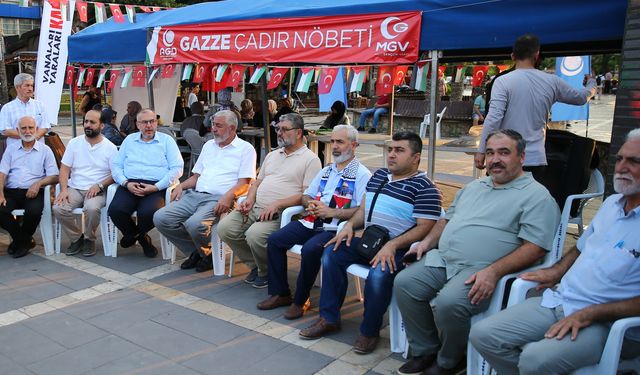 Adana’da Gazze’ye Destek Çadırı Kuruldu