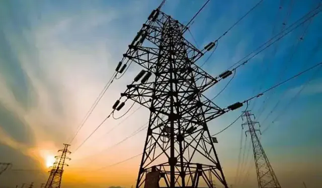 Adana'da 10 ilçede elektrik kesintisi alarmı! 16 Temmuz kesinti listesi açıklandı