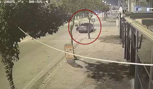 Adana'da Park Halindeki Otomobile Saldırı! O Anlar Kamerada