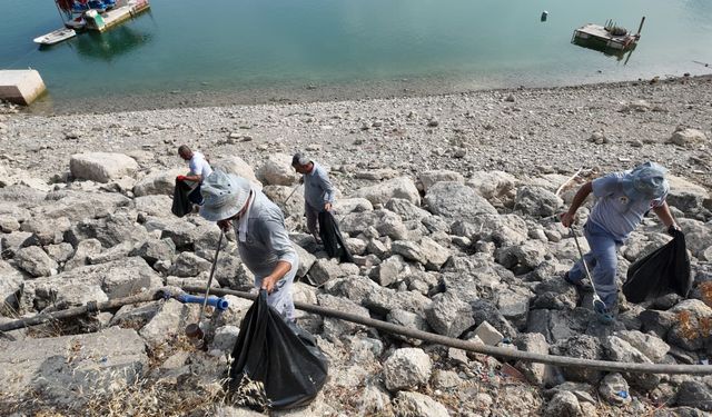 Adana’da temizlik çalışmaları hız kazandı: Belediyeden vatandaşa çağrı