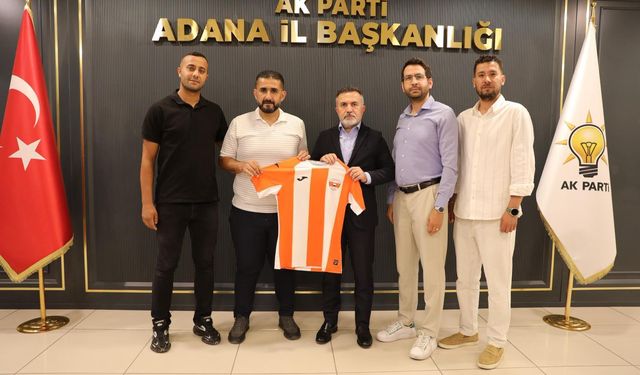 Adanaspor Taraftarlarından AK Parti İl Başkanı Tamer Dağlı’ya Ziyaret