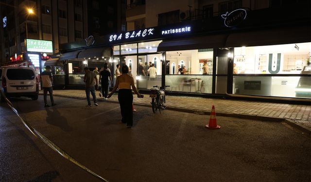Adana’da Kafeye 3 Günde İkinci Kurşun! Müşteriler Canlarını Zor Kurtardı