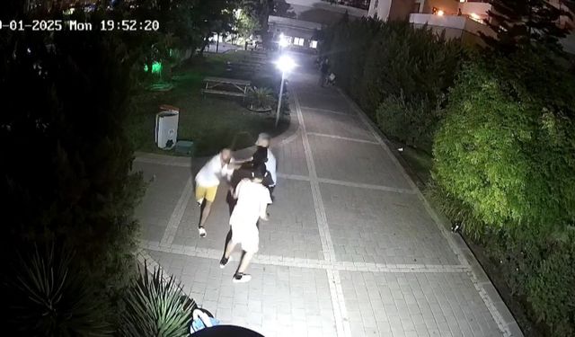 Adana’da Site Bahçesinde Dehşet: O Anlar Kamerada