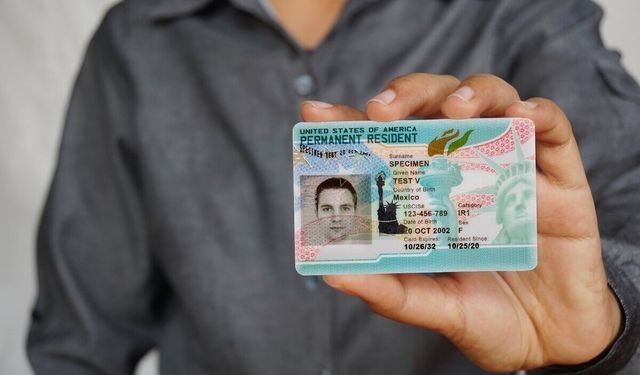 Green Card artık yok! Milyonları ilgilendiren program bir gecede durdu