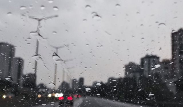 Kozan’da sağanak alarmı: Bu saatlere dikkat!