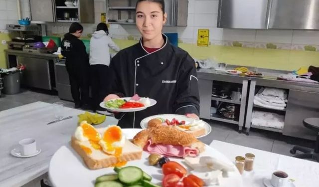 Adana'da bu yerde her şey yarı fiyatına satılıyor