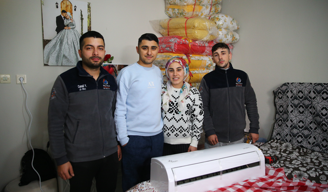 Adana’da bu da oldu: Düğünde takı yerine klima hediye edildi