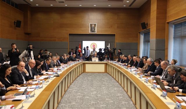 Tarım arazilerini koruyacak teklif TBMM'de kabul edildi