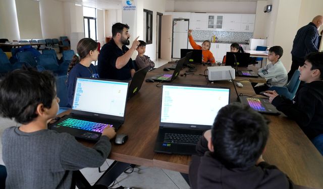 Çukurova’da Geleceğin Teknoloji Nesli Yetişiyor