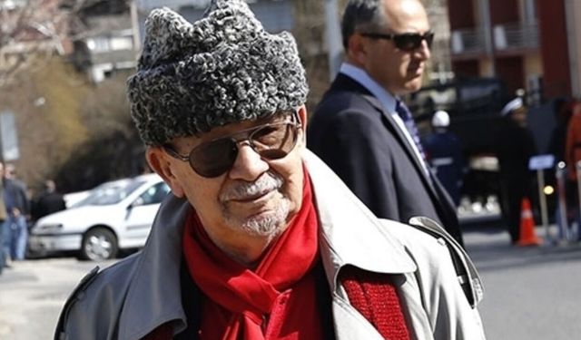 Prof. Dr. Yalçın Küçük hayatını kaybetti