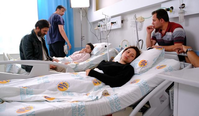 6 Şubat Depremlerinin İzleri "Aşk ve Enkaz" Filmiyle Beyaz Perdeye Taşınıyor