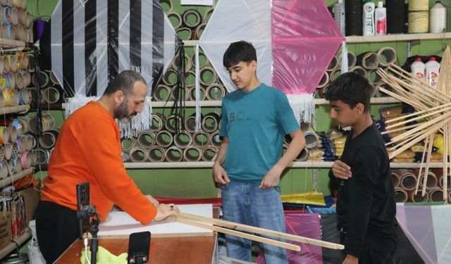 Adana’da başlayan uçurtma hikayesi Türkiye’ye yayıldı