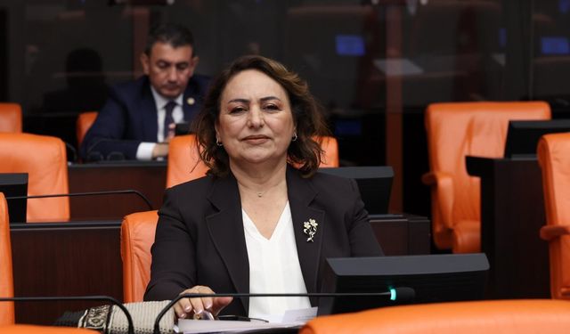 Müzeyyen Şevkin'den IBAN dolandırıcılığına karşı çağrı