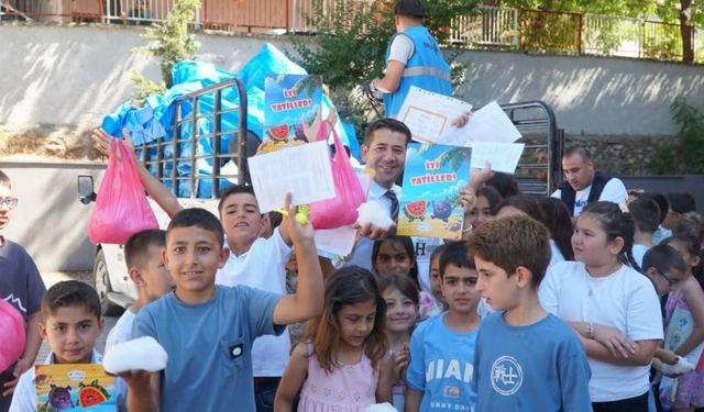 Feke'de karne sevinci "Kar" sürpriziyle taçlandı