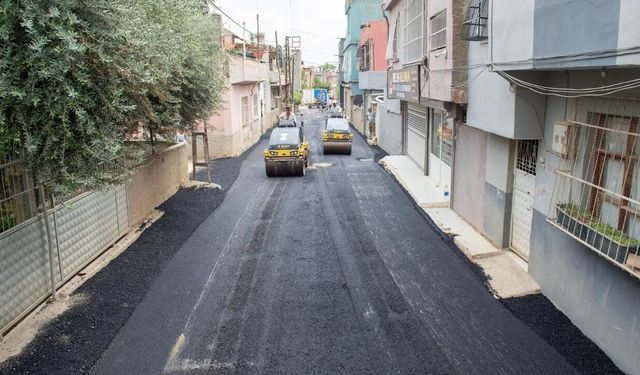 Seyhan Belediyesi'nden Mithatpaşa Mahallesi'nde asfalt hamlesi