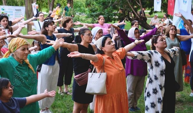 7.7 Dünya Değişim Günü'nde Adanalılar aynı ritimde buluştu