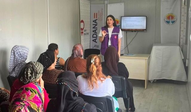 Adana’da ergenlik dönemi masaya yatırıldı