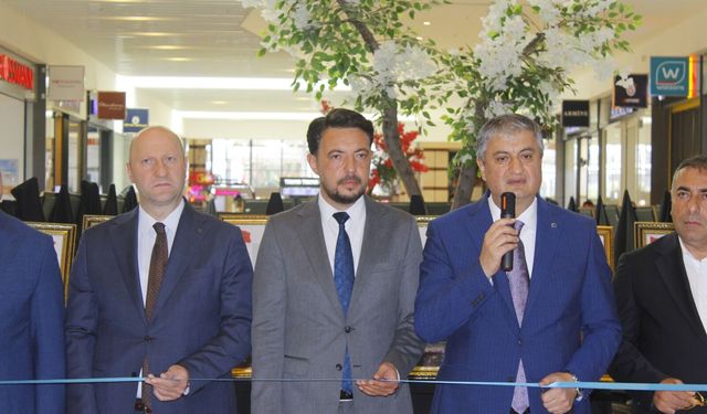 Adana’da "İrade Bizim, Zafer Bizim" temalı 15 Temmuz Sergisi açıldı
