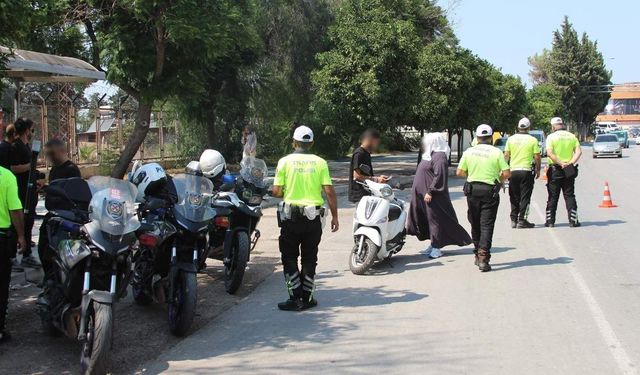 Adana'da motosiklet denetimi! 3 saatte 730 bin TL ceza kesildi