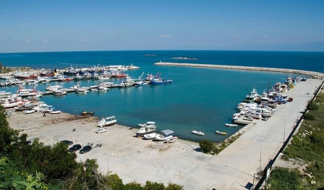 Adana Büyükşehir Belediyesi'nden tekne sahiplerine uyarı! Belgelerinizi kontrol edin