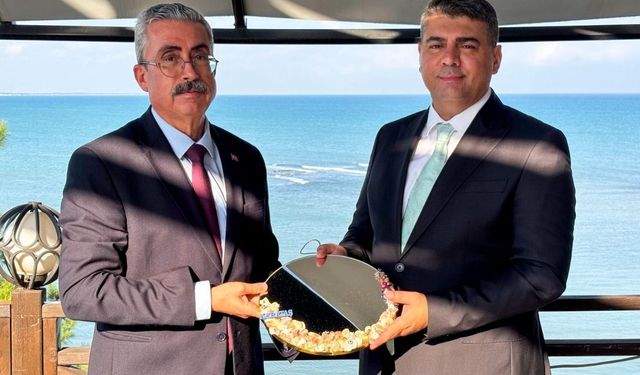 Karataş'ta Kaymakam Necati Aktan için veda programı düzenlendi