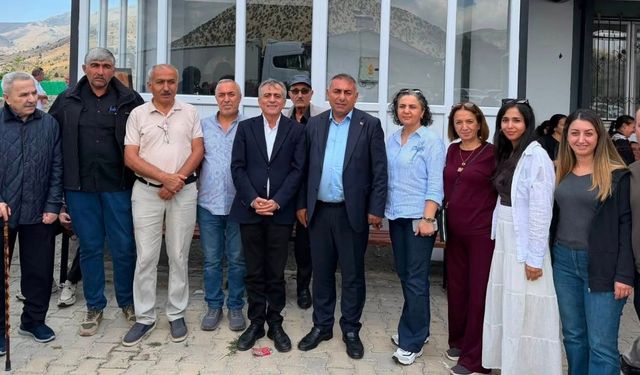 Tufanbeyli'nde gelenek yaşatıldı! Mezar kaldırma programına yoğun katılım