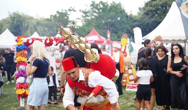 Adana lezzetleri İstanbul'da büyük ilgi gördü! 50 bin kişi festivale akın etti