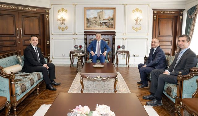 Adana Valisi Mustafa Yavuz'dan Göç İdaresi Yetkililerine kabul