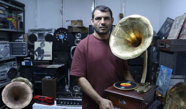 Adana’da 100 yıllık gramofonlara hayat veriyor: “Çırak bulamıyorum”