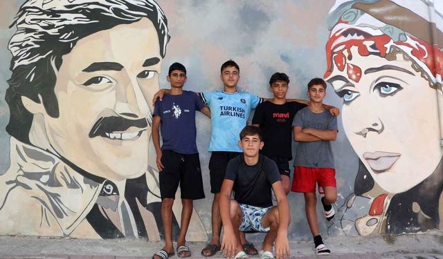Adana’da Yeşilçam sokağa taşındı: Sinema Sokağı nostalji yaşatıyor