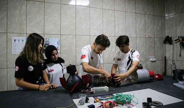 Adanalı öğrenciler TEKNOFEST Mavi Vatan’da birincilik için yarışacak