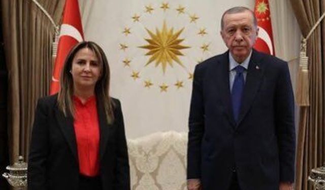 AK Parti Adana İl Kadın Kollarında Yeni Yürütme Kurulu görevine başladı
