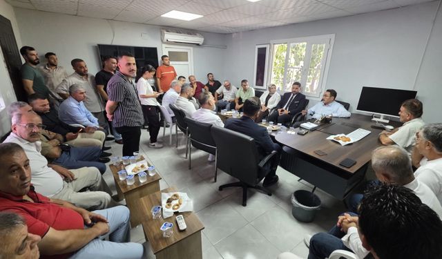 AK Partili Abdullah Doğru Çukurova’da esnafın taleplerini dinledi