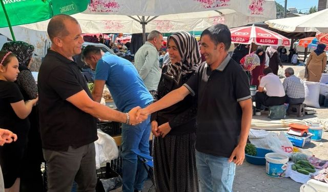Başkan Mahmut Dal, Perşembe Pazarı'nda vatandaşlarla buluştu