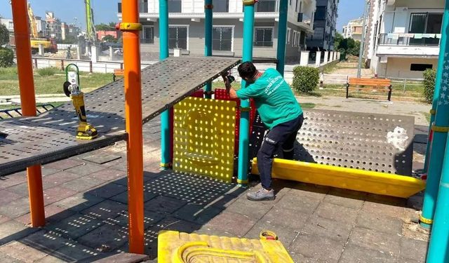 Ceyhan’da Ziyacan Dedeoğlu Parkı yenileniyor