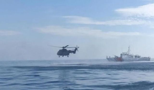 Girne açıklarında yolcu feribotu alabora oldu