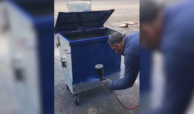 Karataş’ta eski konteynerler onarılıp yeniden kullanılıyor