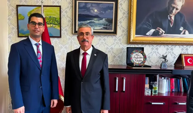 Karataş’ta güç birliği: Yeni Kaymakam Ozan Onu’dan belediye’ye nezaket ziyareti