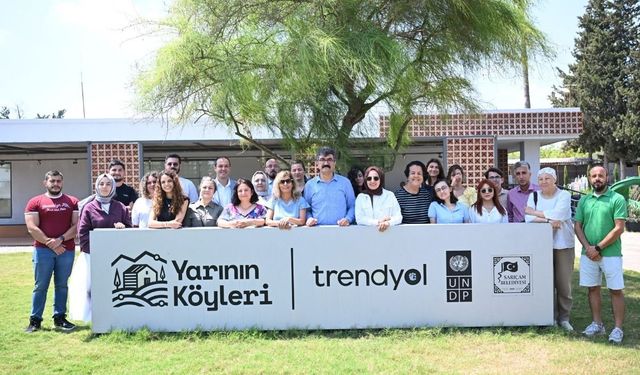 Sarıçam Belediyesi Kürkçüler Dijital Merkezi 4 ilden 28 eğitmeni ağırladı