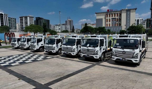 Seyhan Belediyesi araç filosunu güçlendirdi: 41 temizlik aracı satın alındı