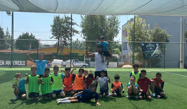 5 Ocak Demirspor durmak bilmiyor: “Gelecek altyapıdadır”
