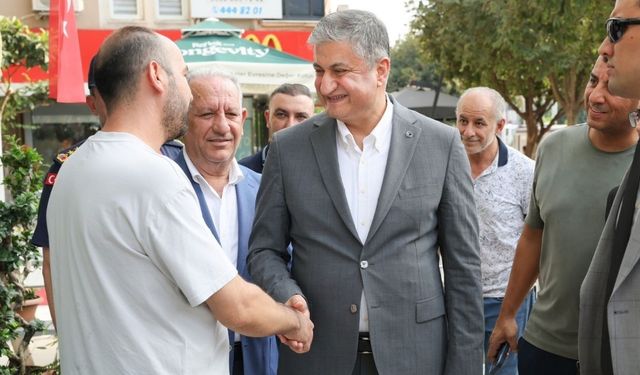 Adana Valisi Mustafa Yavuz esnaf ve vatandaşlarla bir araya geldi