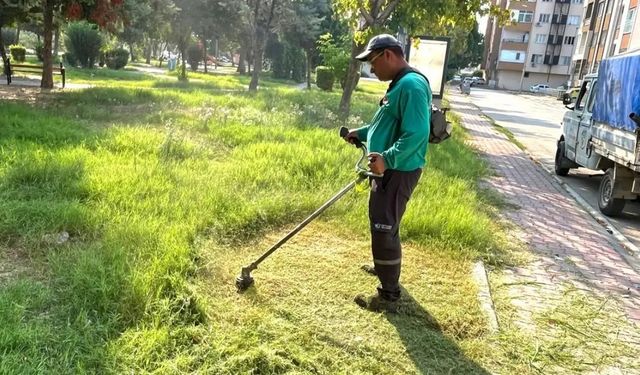 Ceyhan’da park ve ortak yaşam alanlarına bakım