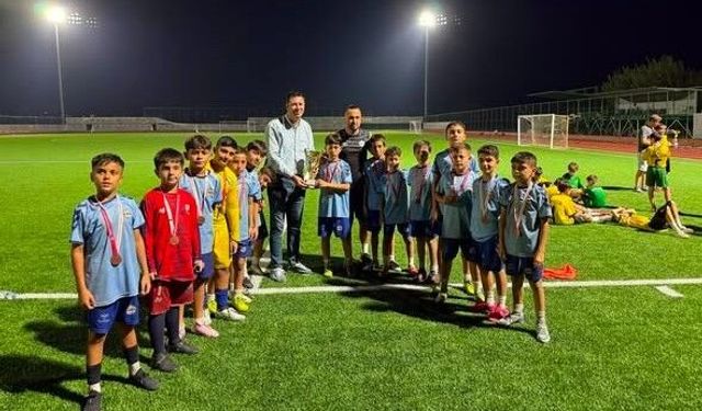 Sarıçam Demirspor U12 Ceyhan’da şampiyon