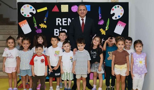 Yüreğir Başkan Vekili Tarık Özünal, Minik Yürekler Kreşi’ni ziyaret etti