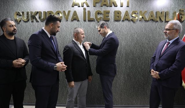 AK Parti Adana teşkilatına Çukurova'da yeni üyeler katıldı